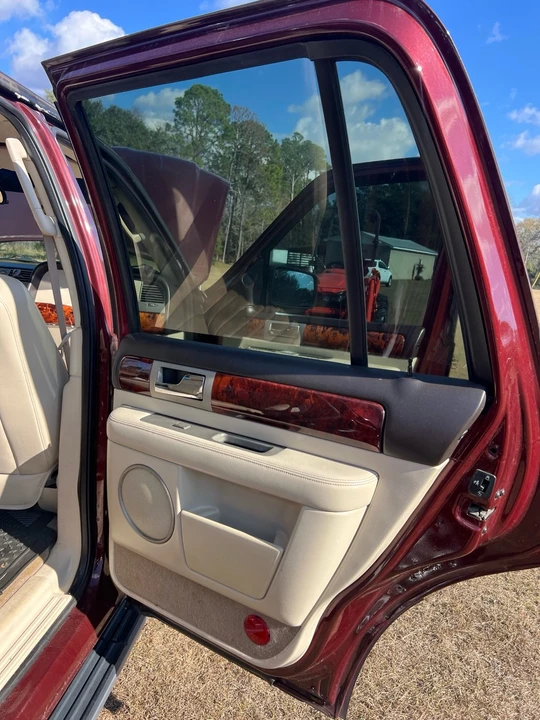 2003 Lincoln Navigator 2nd Gen - Image 15 of 20