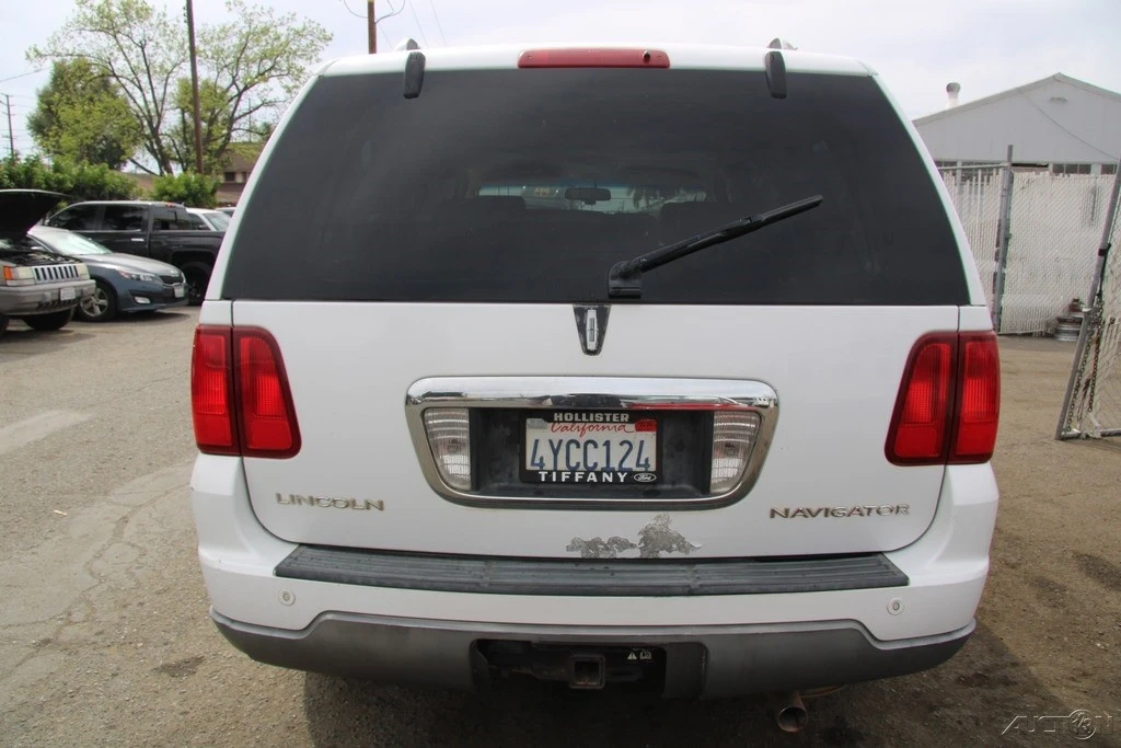 2003 Lincoln Navigator 2nd Gen - Image 6 of 21