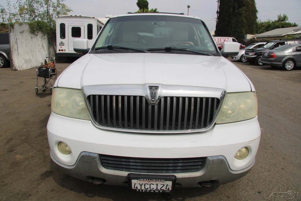 2003 Lincoln Navigator 2nd Gen - Image 11 of 21