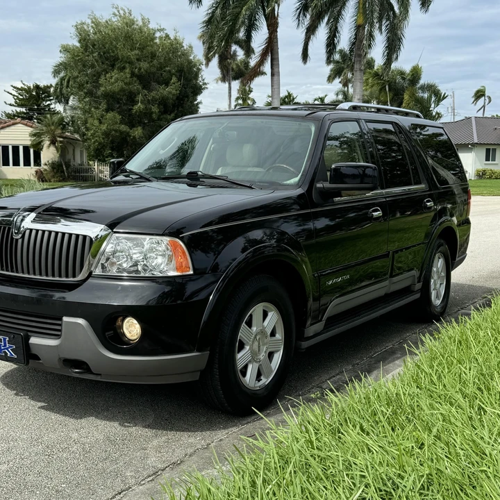 2003 Lincoln Navigator 2nd Gen - Image 5 of 12