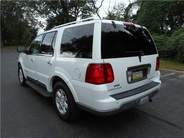 2003 Lincoln Navigator 2nd Gen - Image 7 of 12