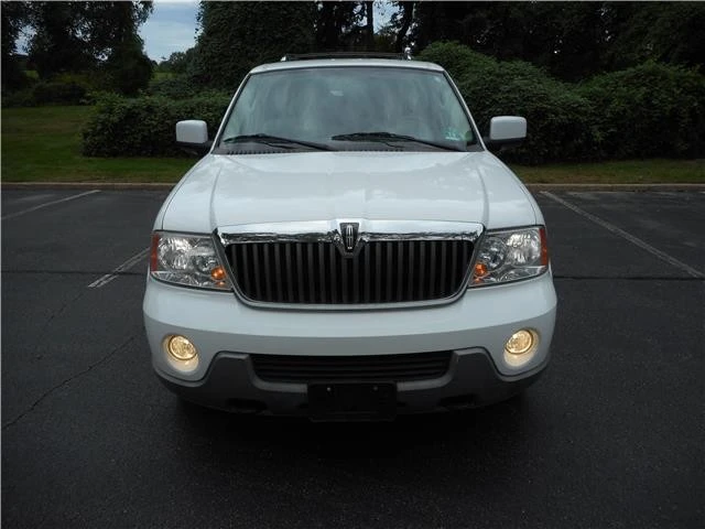 2003 Lincoln Navigator 2nd Gen - Image 11 of 12