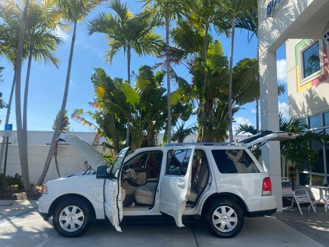 2003 Lincoln Aviator 1st Gen - Image 9 of 21