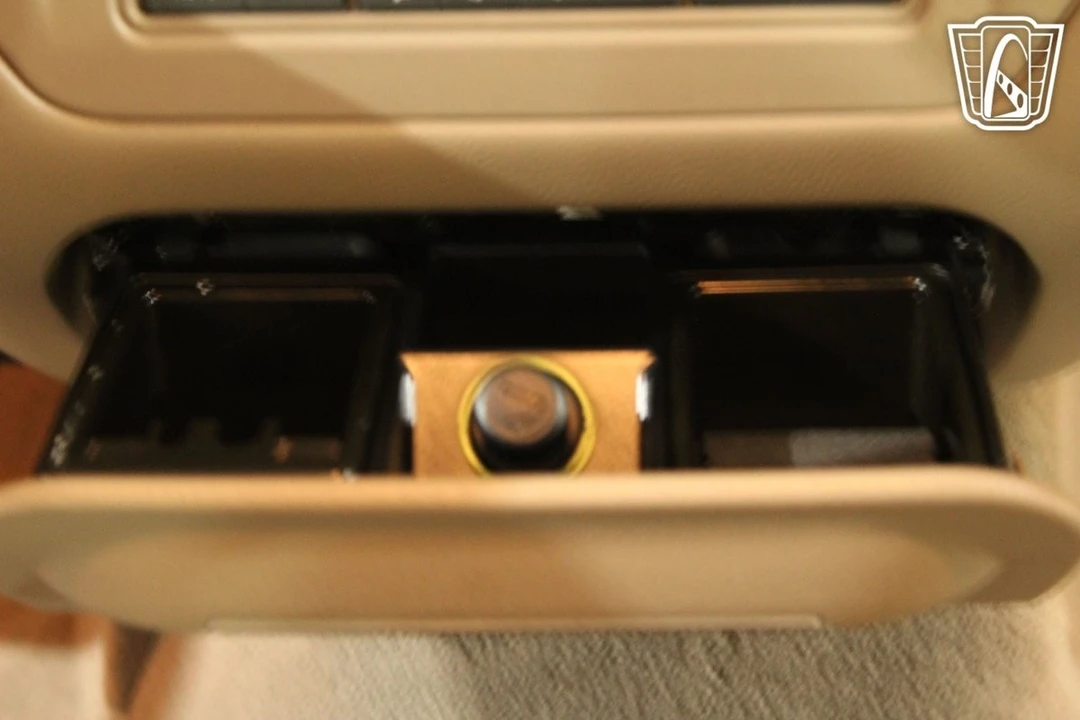 2003 Lincoln Town Car - Image 21 of 21