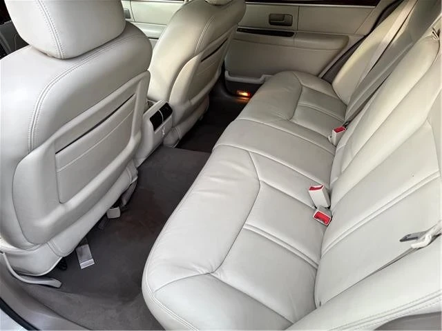 2003 Lincoln Town Car - Image 16 of 21