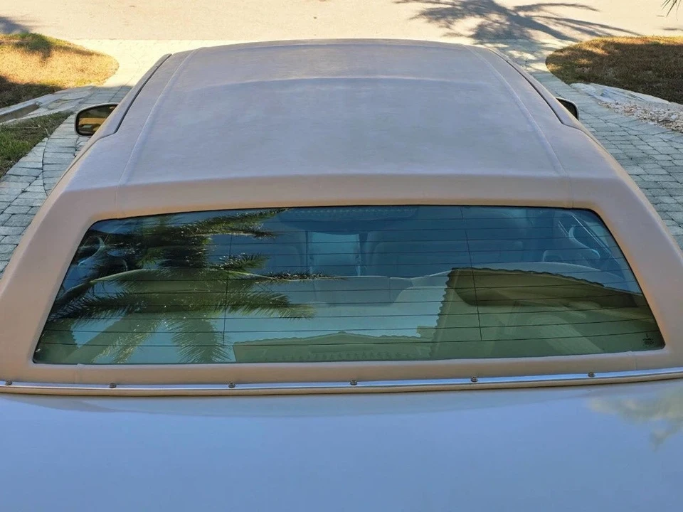 2003 Lincoln Town Car - Image 11 of 21