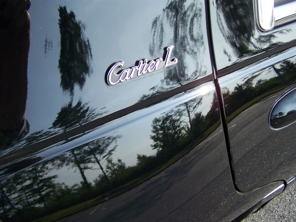 2003 Lincoln Town Car - Image 8 of 12