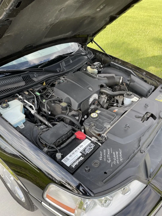 2003 Lincoln Town Car - Image 16 of 16