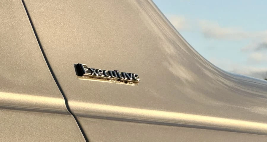 2003 Lincoln Town Car - Image 5 of 29