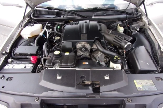 2003 Lincoln Town Car - Image 6 of 7