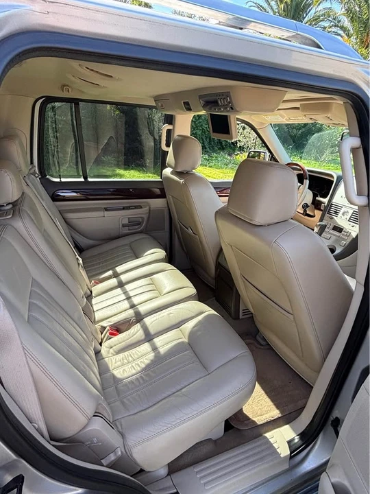 2003 Lincoln Aviator 1st Gen - Image 3 of 11