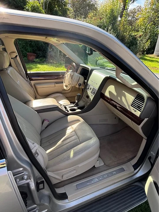 2003 Lincoln Aviator 1st Gen - Image 4 of 11