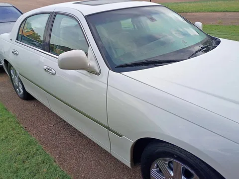 2003 Lincoln Continental Cartier