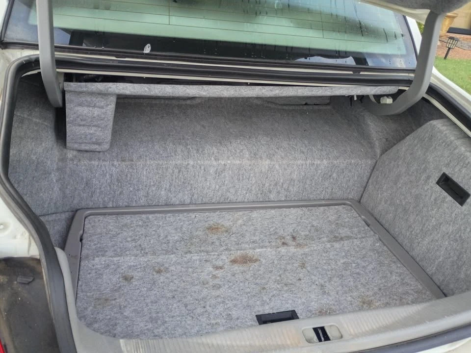 2003 Lincoln Continental - Image 9 of 10