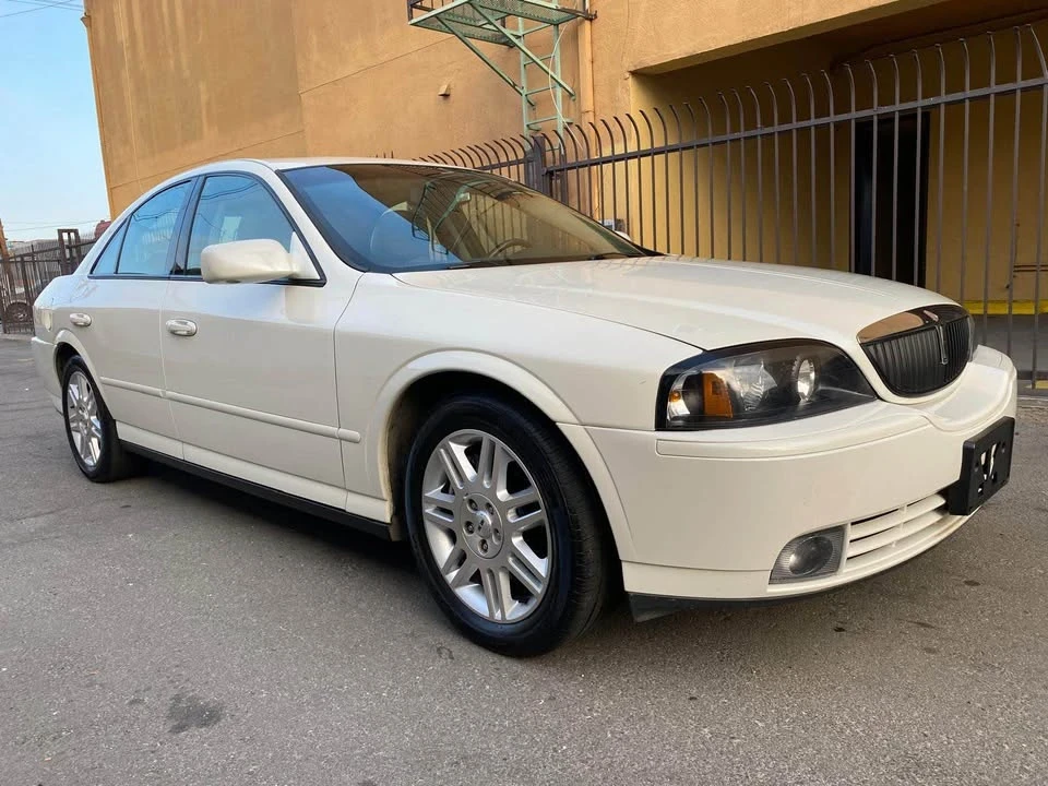 2003 Lincoln LS - Image 2 of 13