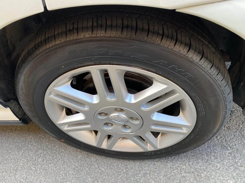 2003 Lincoln LS - Image 12 of 13