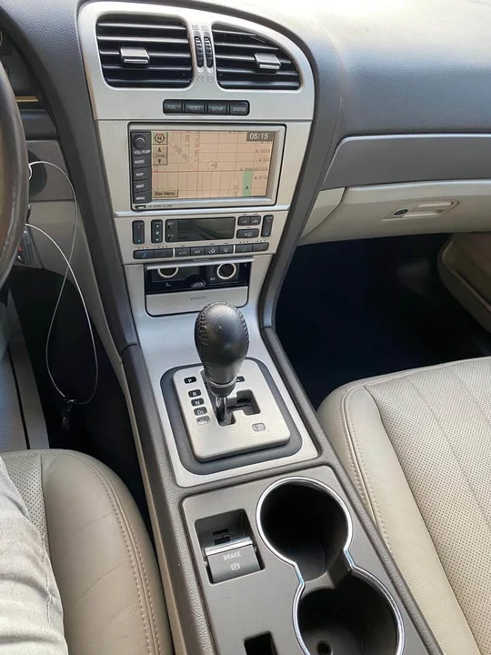 2003 Lincoln LS - Image 10 of 13