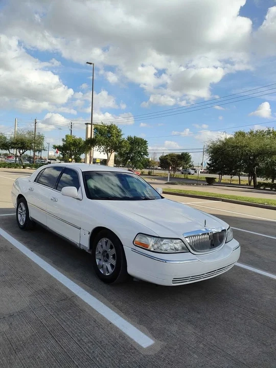 2003 Lincoln MKS - Image 2 of 9