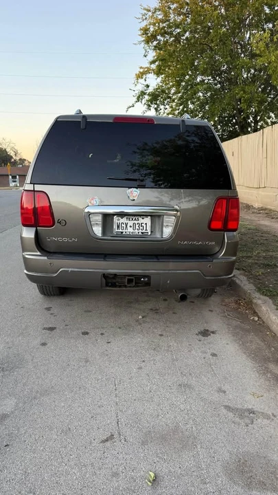 2003 Lincoln Navigator 2nd Gen - Image 5 of 9