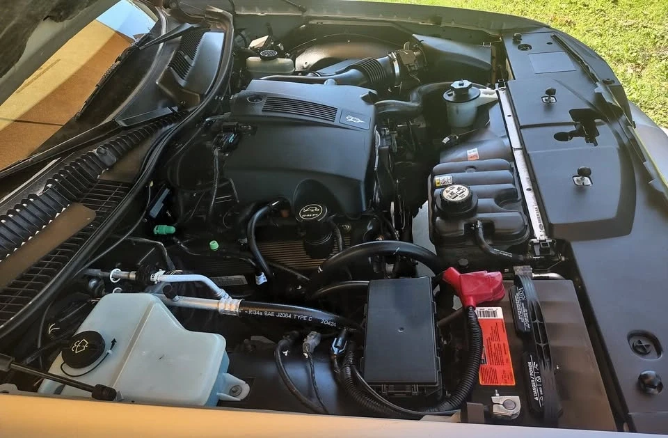 2003 Lincoln Town Car - Image 15 of 20