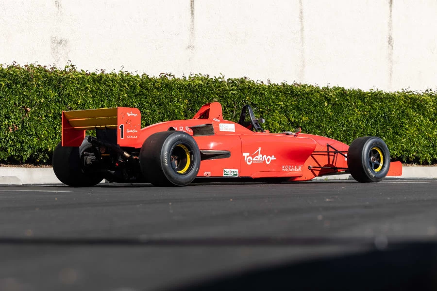 2003 Lola - Image 3 of 28