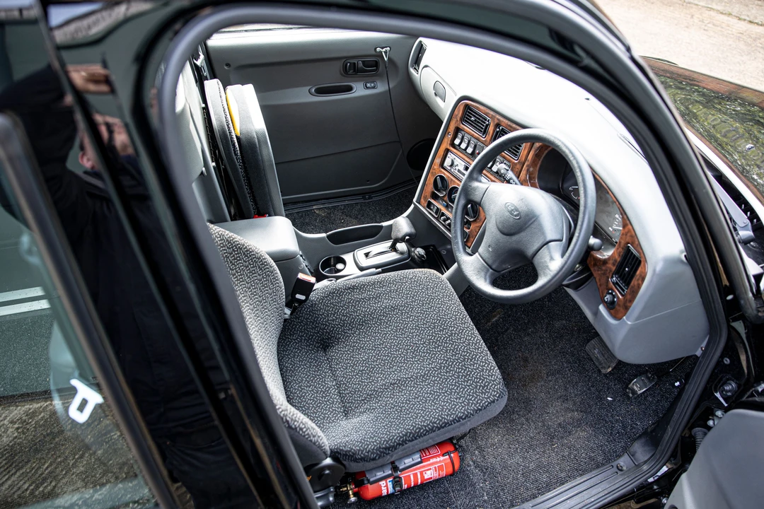 2003 LTI - Image 11 of 14