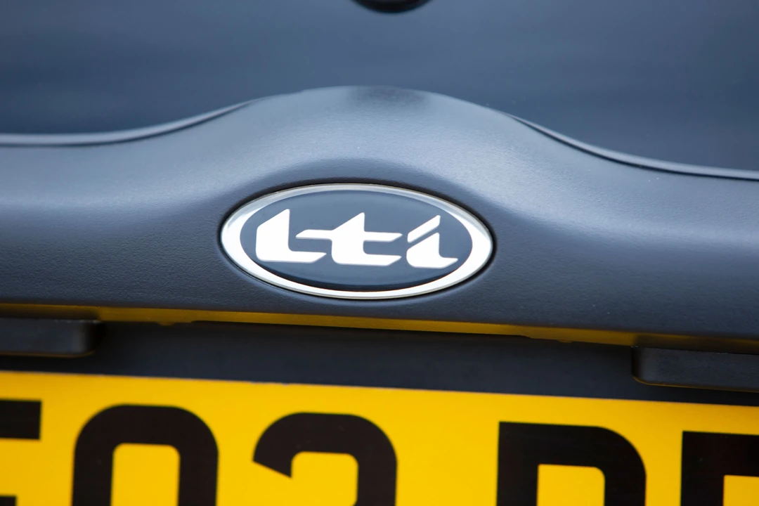 2003 LTI - Image 5 of 14