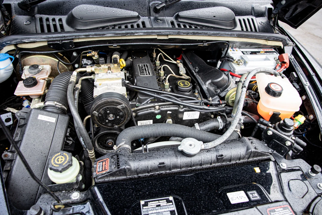 2003 LTI - Image 2 of 6