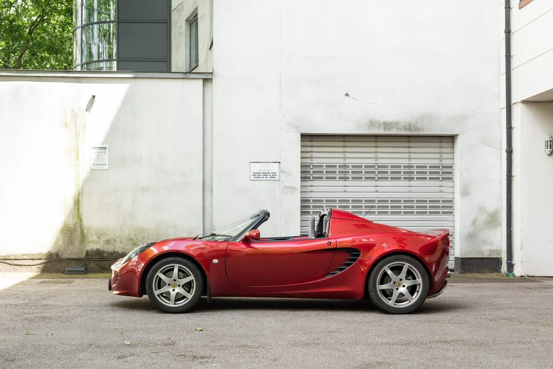 2003 Lotus Elise Series 2 - Image 11 of 30
