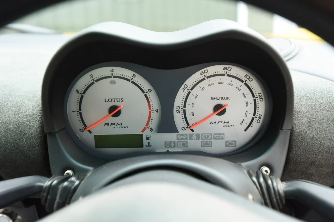 2003 Lotus Elise Series 2 - Image 12 of 30