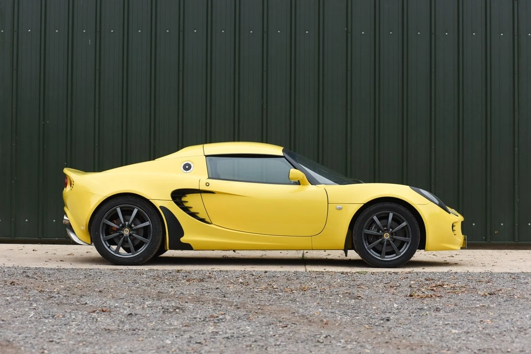 2003 Lotus Elise Series 2 - Image 2 of 30