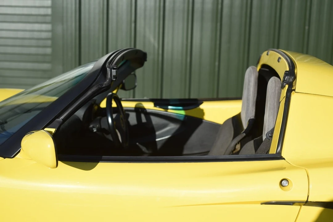 2003 Lotus Elise Series 2 - Image 10 of 30