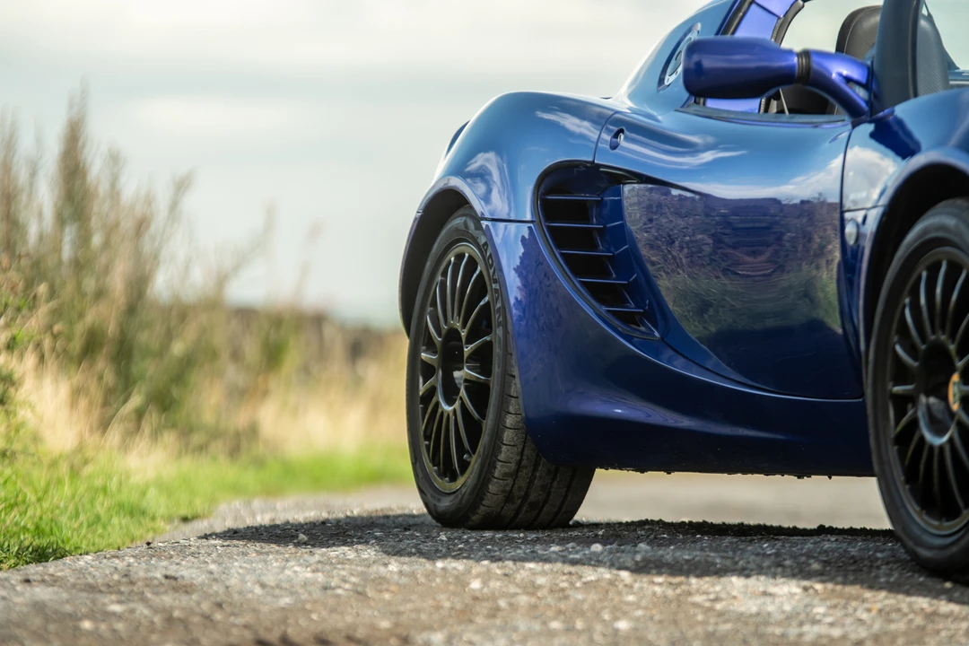 2003 Lotus Elise Series 2 - Image 28 of 31
