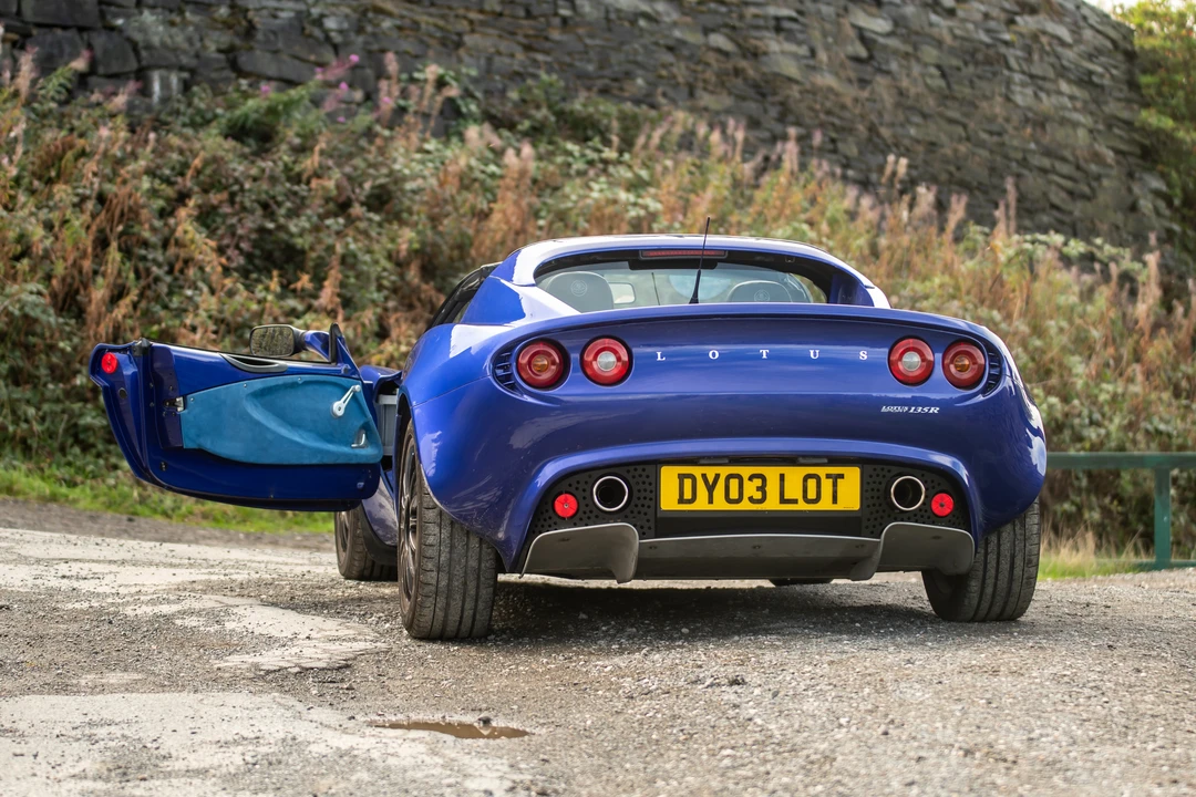 2003 Lotus Elise Series 2 - Image 12 of 31