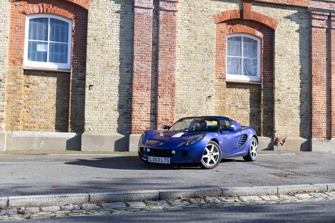 2003 Lotus Elise Series 2 - Image 2 of 30