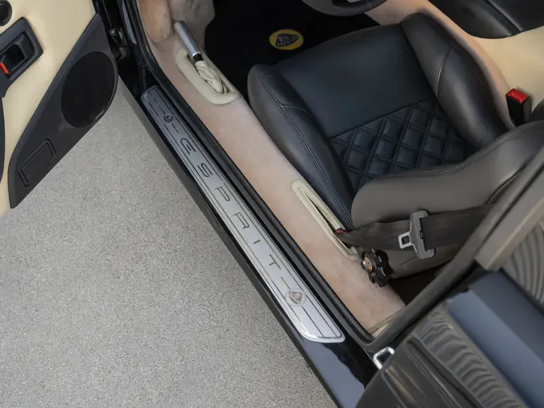 2003 Lotus Esprit Series 4 - Image 23 of 31