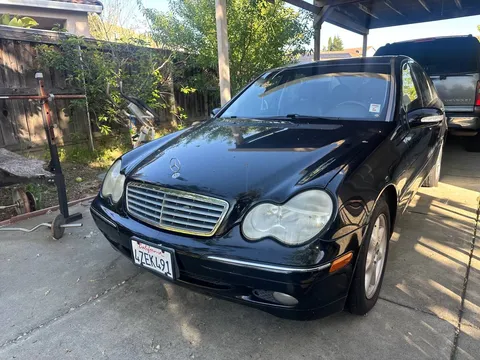 2003 Mercedes-Benz C240 Sedan