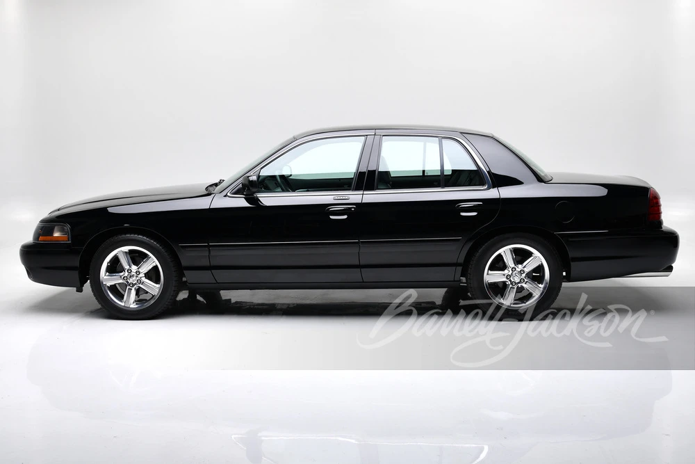 2003 Mercury Marauder - Image 21 of 25