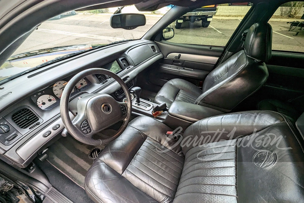 2003 Mercury Marauder - Image 3 of 31