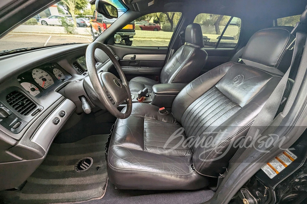 2003 Mercury Marauder - Image 4 of 31