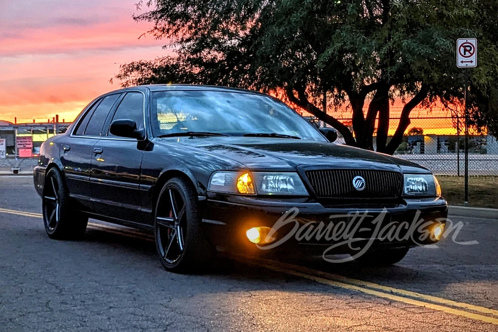 2003 Mercury Marauder - Image 11 of 31