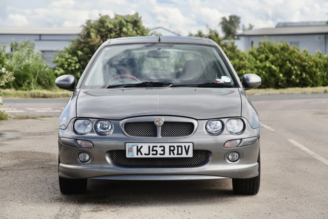 2003 MG - Image 5 of 30