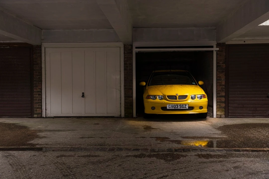 2003 MG - Image 5 of 30
