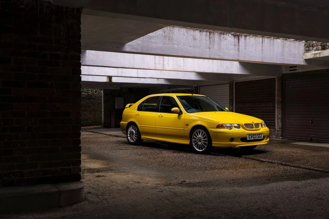 2003 MG - Image 2 of 30