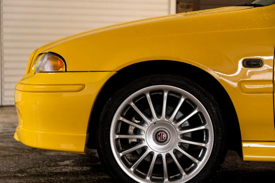 2003 MG - Image 11 of 30