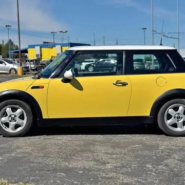 2003 MINI Cooper 2dr Hatchback