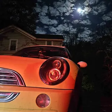2003 MINI Cooper Hatchback 2D