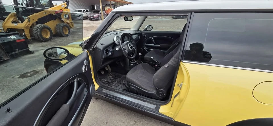 2003 Mini Mini 1st Gen - Image 7 of 10