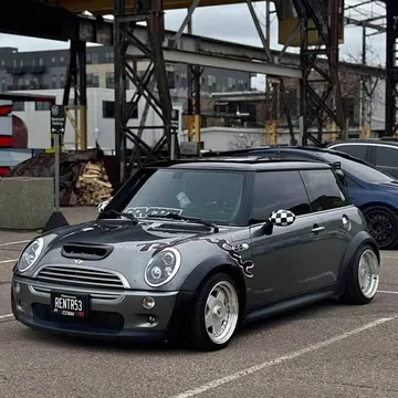 2003 MINI Cooper S Hatchback 2D
