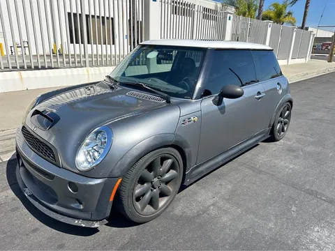 2003 MINI Cooper S Hatchback 2D